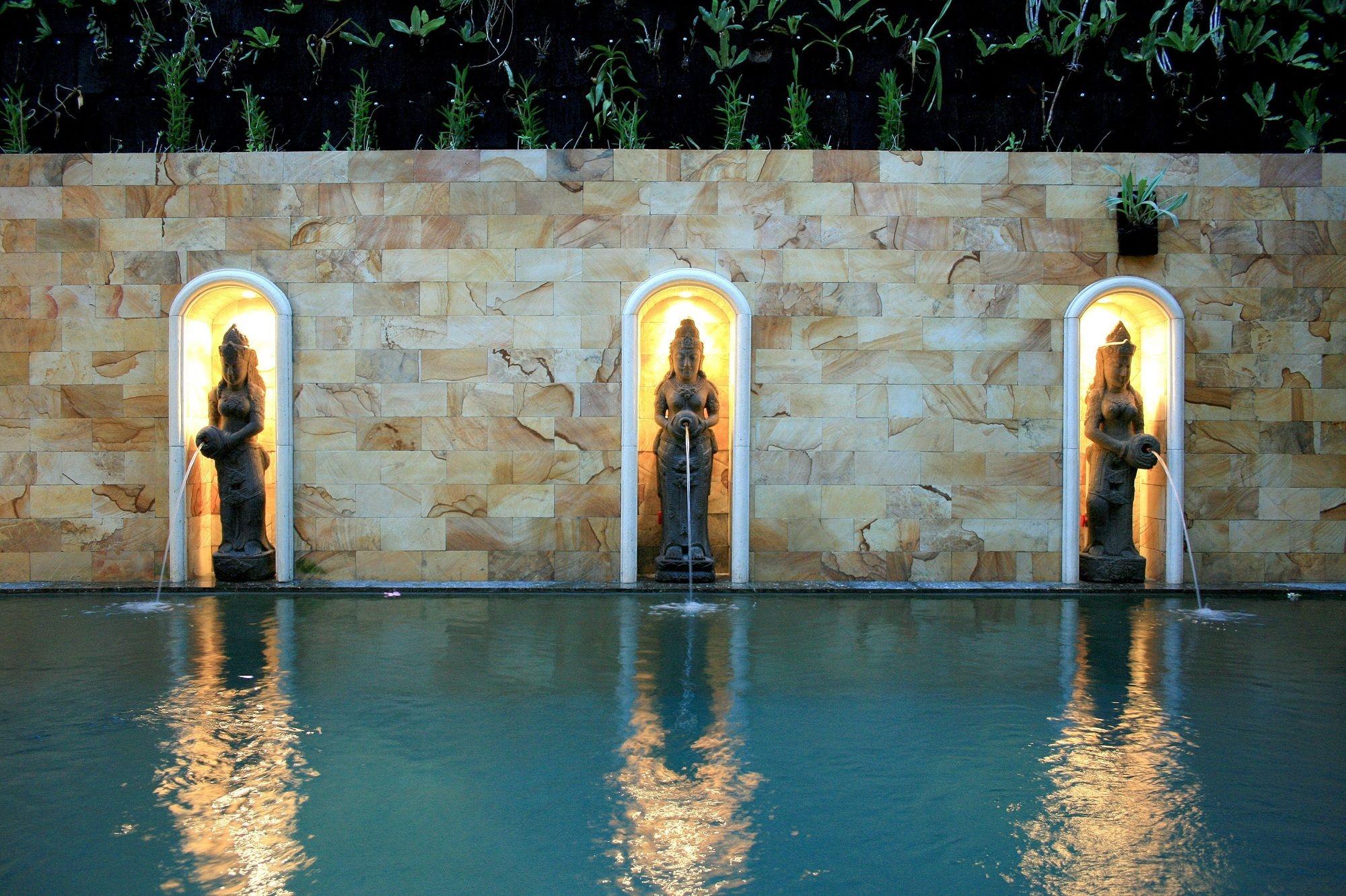 โรงแรมทามันอยูเลเจียน เลอกีอัน ภายนอก รูปภาพ